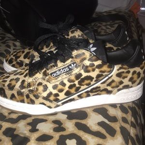 Men's/ Female Adidas Continental 80